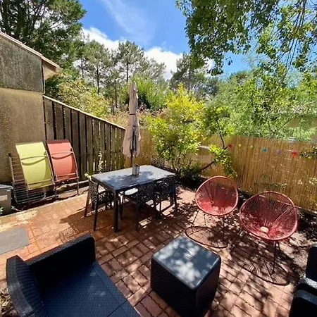 Holiday home Agreable Maison Renovee Lacanau